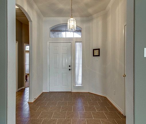 3rd image of 7700 Summerbrook Cir