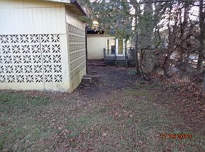 4th image of 112 W Woodrow Ave