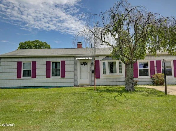 1004 Allen St, Montoursville, PA 17754