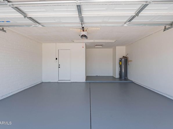 5534 W Calavar Rd, Glendale, AZ 85306