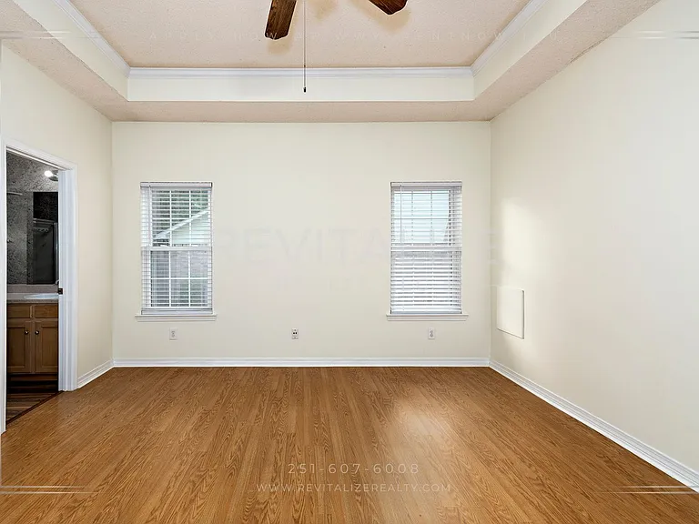 105 Ventura Cir — Photo 29