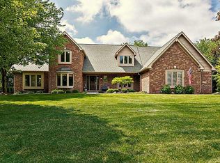 1935 Mulsanne Dr, Zionsville, IN 46077