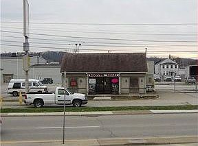 4th image of 2915 7th Ave