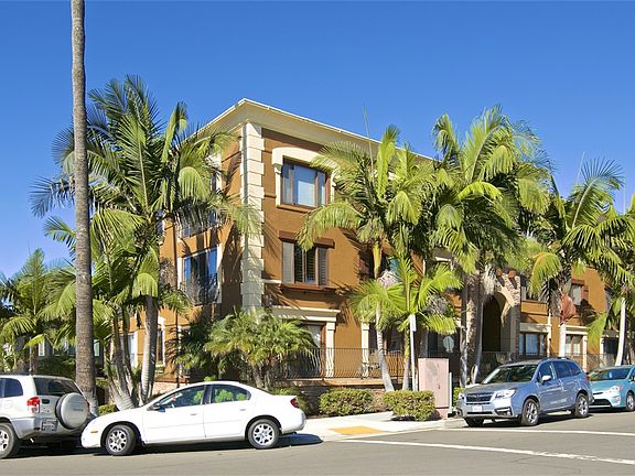 3rd image of 410 Pearl St APT 2C