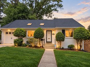 9228 E Parkhill Dr, Bethesda, MD 20814