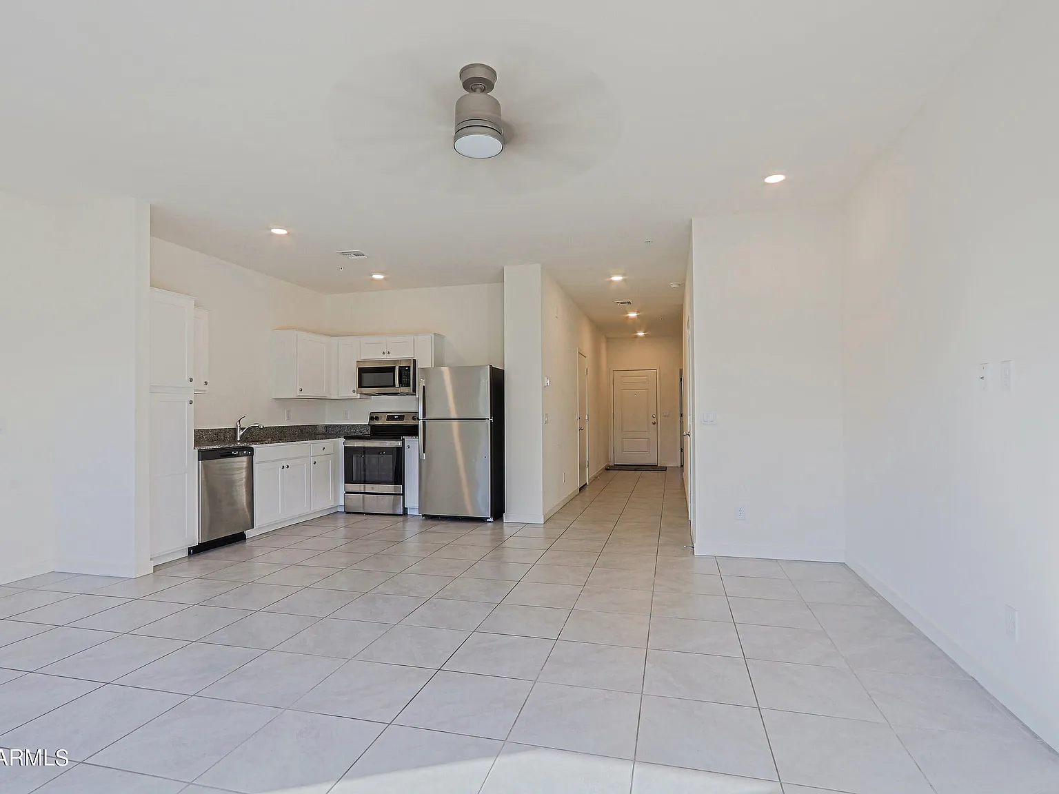 2 bed, 2.5 bath, 1457 sqft, $1,800 — Photo 4