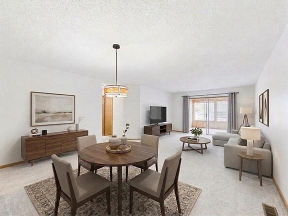 3rd image of 14264 Glencove Path