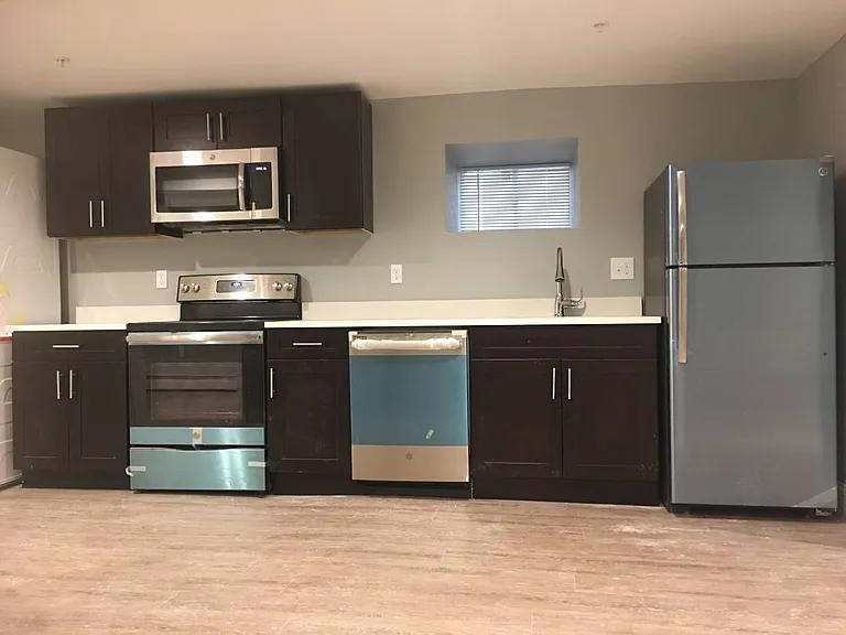 3215 Washington St #B3 — Photo 1