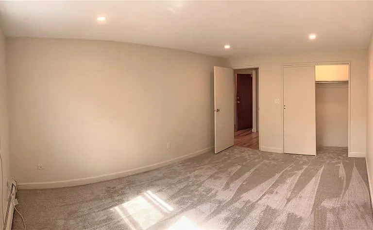 89 E Squantum St — Photo 6
