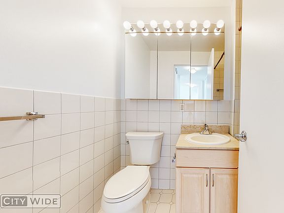 4th image of 340 E 29th St APT 3J