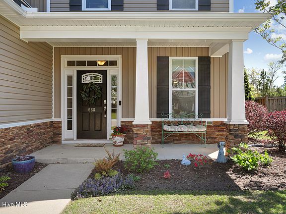 3rd image of 668 Heartwood Drive