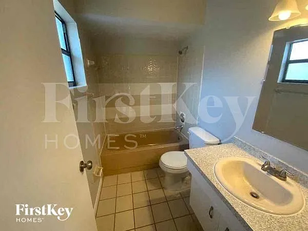 2813 Eagle Run Cir S — Photo 9