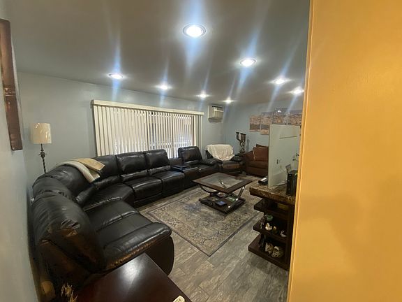 3rd image of 9540 Mayfield Ave APT S101