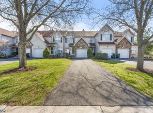 22 Bateman Way, Hillsborough, NJ 08844