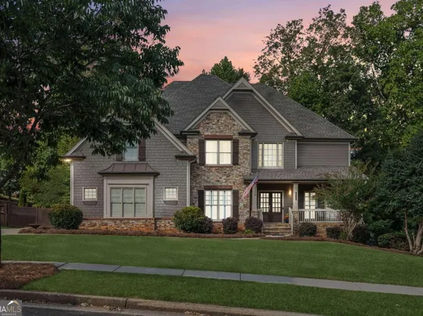 753 Crescent Cir, Canton, GA 30115