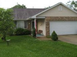 811 Westchester Pl, Charleston, IL