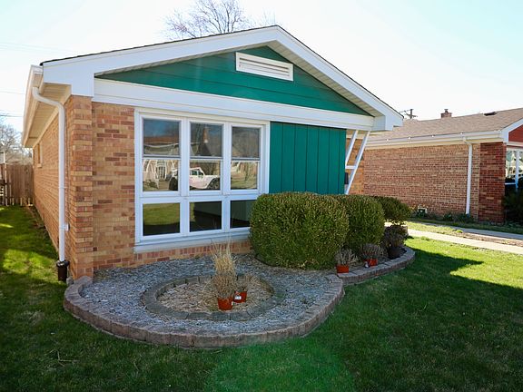 2nd image of 10635 S Kedzie Ave