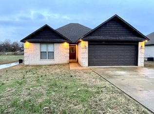 4407 Richardson Dr, Jonesboro, AR 72404