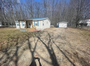 321 Maplewood Dr, Roscommon, MI 48653