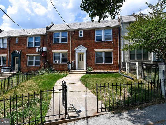 2nd image of 1314 Downing Pl NE APT 3