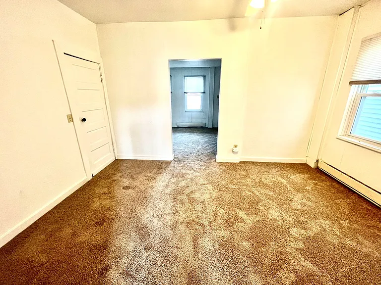 1613 Fourth Avenue (Full Service) — Photo 10