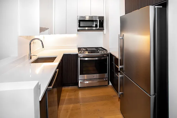 Rented by Corcoran | media 19