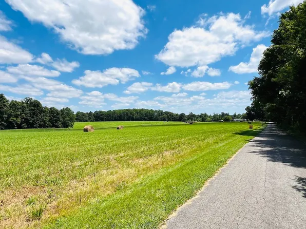 750 Maynard Ln #5, Russell Springs, KY 42642