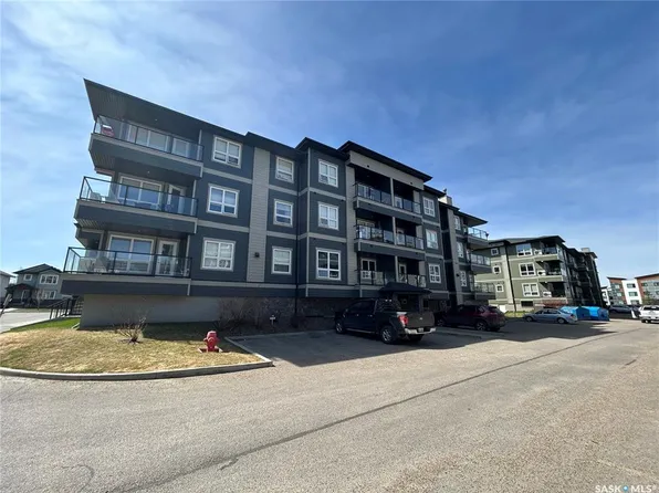 UNIT 2308-104 Willis CRESCENT, Saskatoon, SK S7T 0Y2