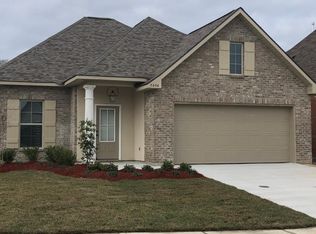 7056 Spring Gardens Dr, Baton Rouge, LA 70817