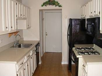 4th image of 1043 Boston Hbr