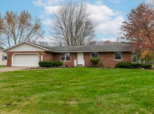 1009 Tomahawk Ln, Niles, MI 49120