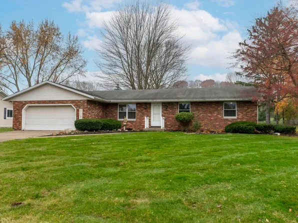 1009 Tomahawk Ln, Niles, MI 49120