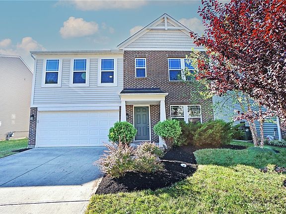 2nd image of 481 Harrison Woods Ct
