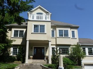 608 Oakcrest Rd, Brielle, NJ