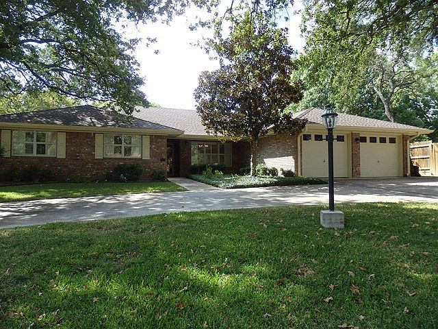 1st image of 123 Tanglewood Dr