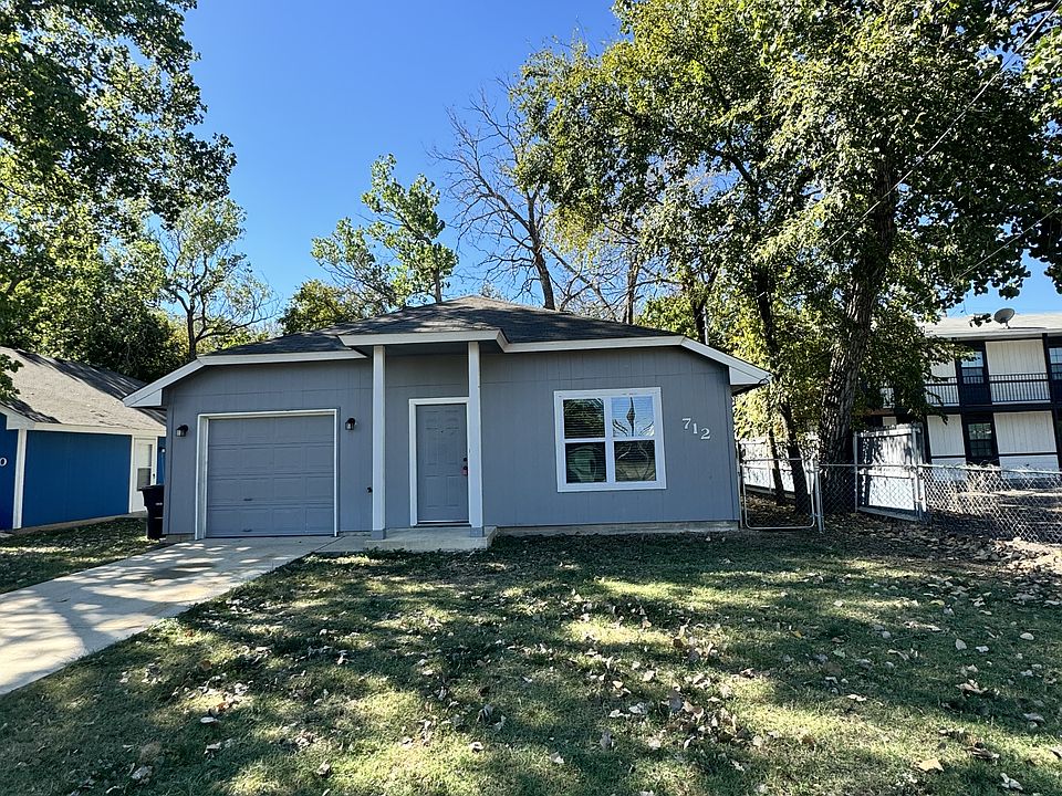 1st image of 712 W Avenue I