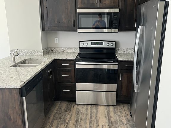 3rd image of 135 N McGee St