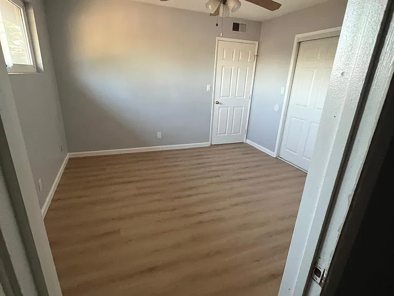 127 Wilson Ave #1 — Photo 8
