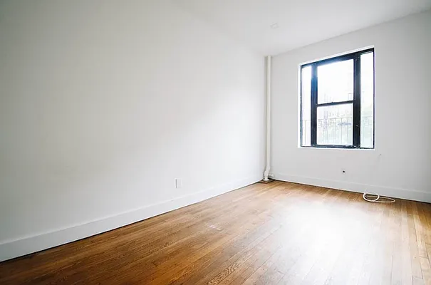 Rented by MOTION New York | media 10