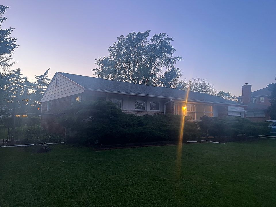 1st image of 8026 W Eastwood Ave