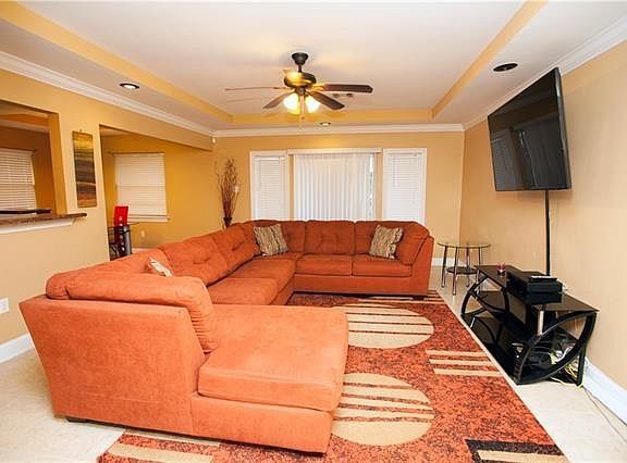 5th image of 4625 Chantilly Dr