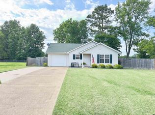 1310 Lookout Dr, Union City, TN 38261