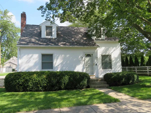 1205 Hickory St, Goshen, IN 46526