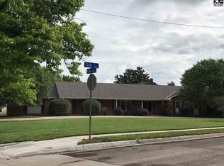214 W 6th St, McPherson, KS 67460