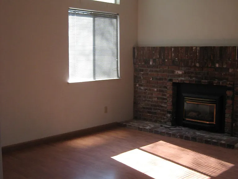 8243 Tevrin Way — Photo 4
