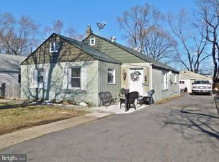 908 Elmhurst Ave, Bristol, PA