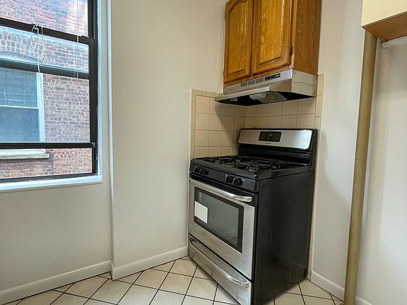 4th image of 38-08 Astoria Blvd S #11