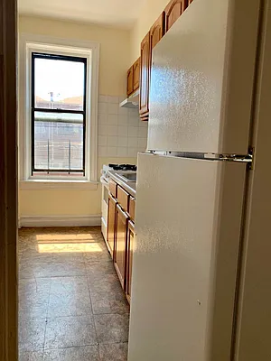 Rented by The Brokerage Group LLC | media 13