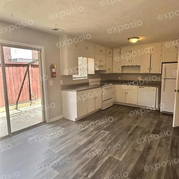 3198 Washington Rd — Photo 10
