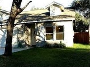102 Winding Way, Rockport, TX 78382